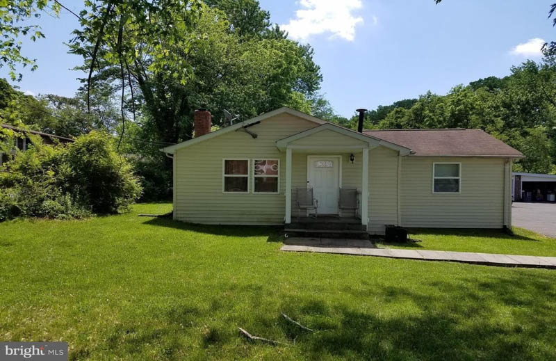 Falls Church VA 430,000