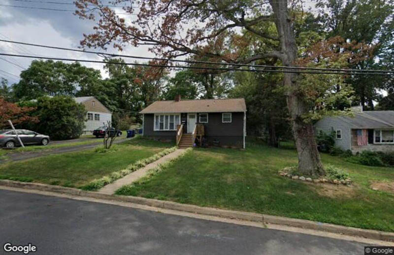 Falls Church VA 565,000