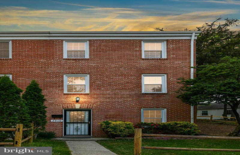 Woodbridge VA 270,000